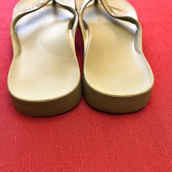 Women's Archies Green Flip Flop Sandals Size 9 - Picture 4 of 7